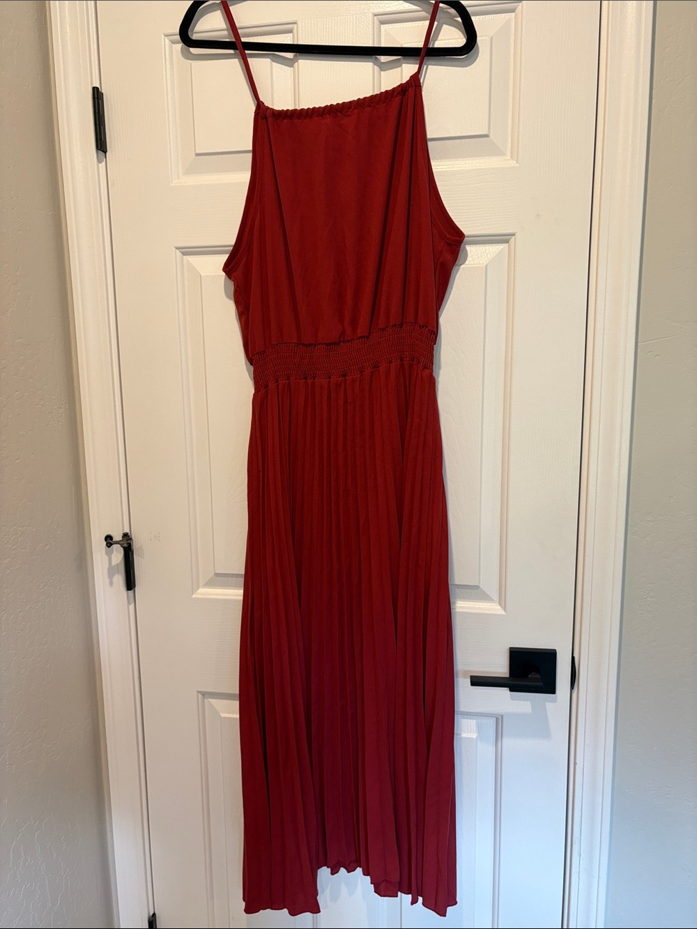 Rust Pleated Midi Dress with Smocked Waist size Large - Picture 2 of 8